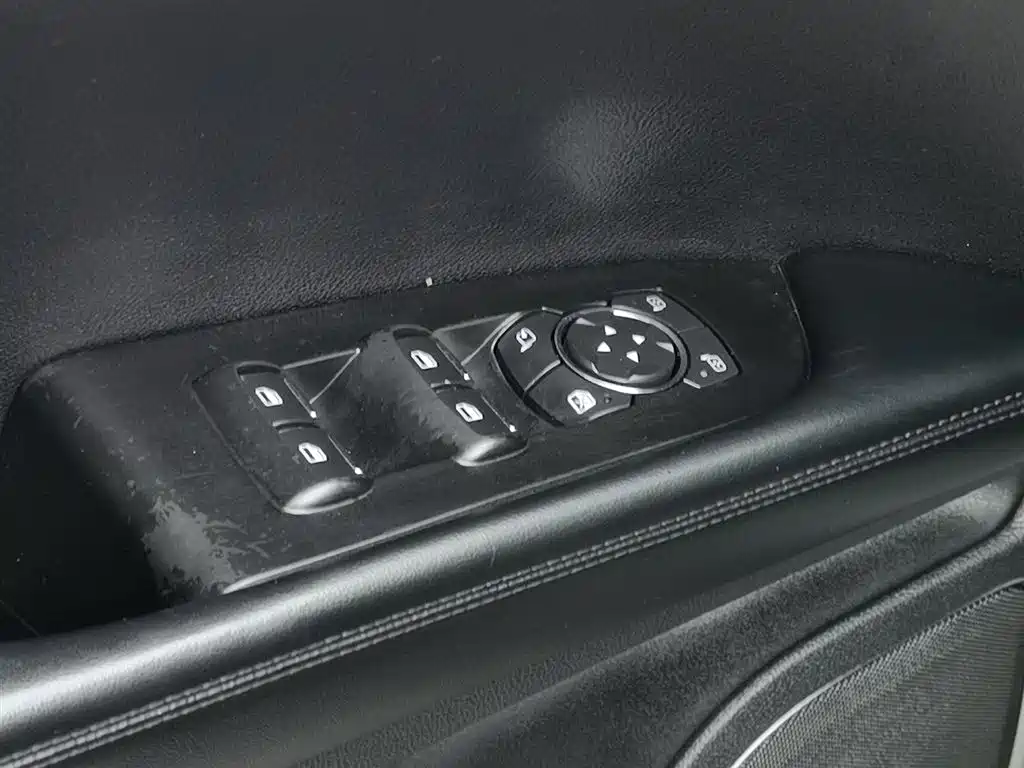 Lincoln Nautilus 2019 2.0T V