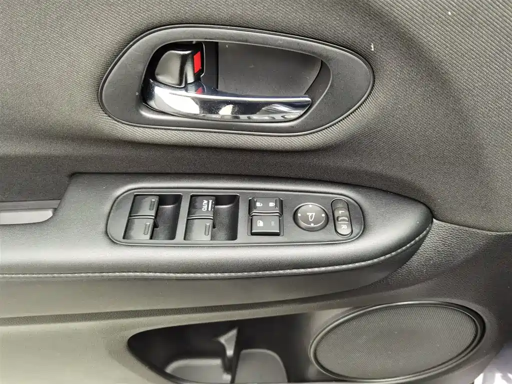 Honda Vezel 2020 1.5L CVT Elite