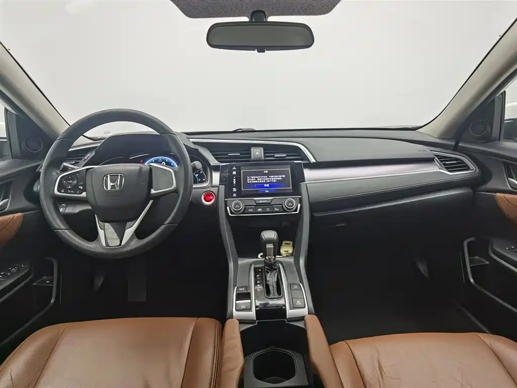 Honda Civic 2016 220TURBO CVT Luxury