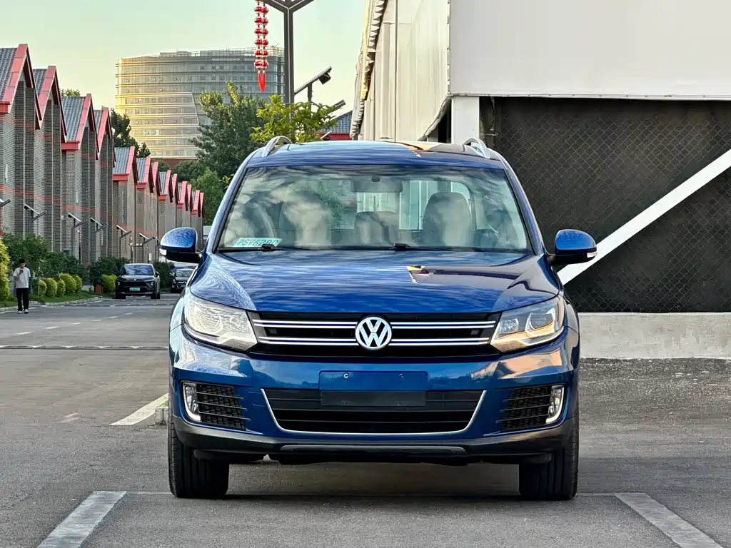 Volkswagen Tiguan 2013 1.8TSI AT Luxury