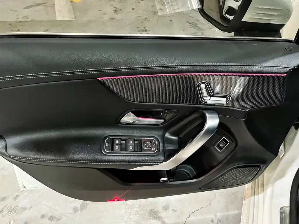 MERCEDES-BENZ A CLASS