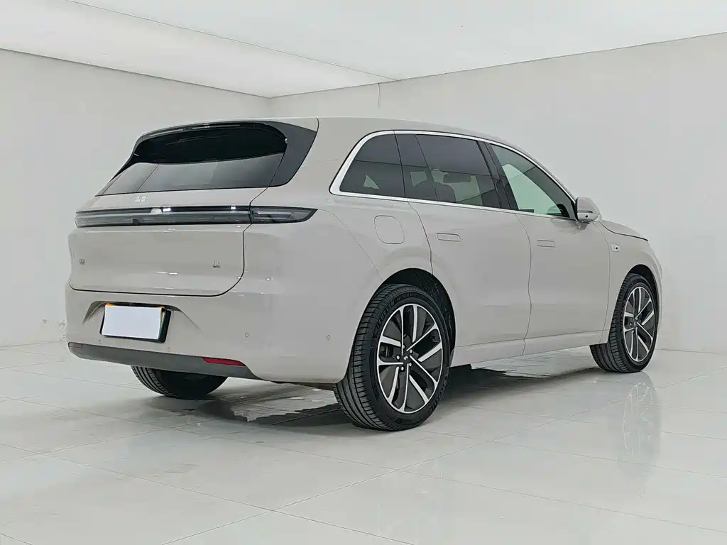 Li Auto L6 2024 Pro