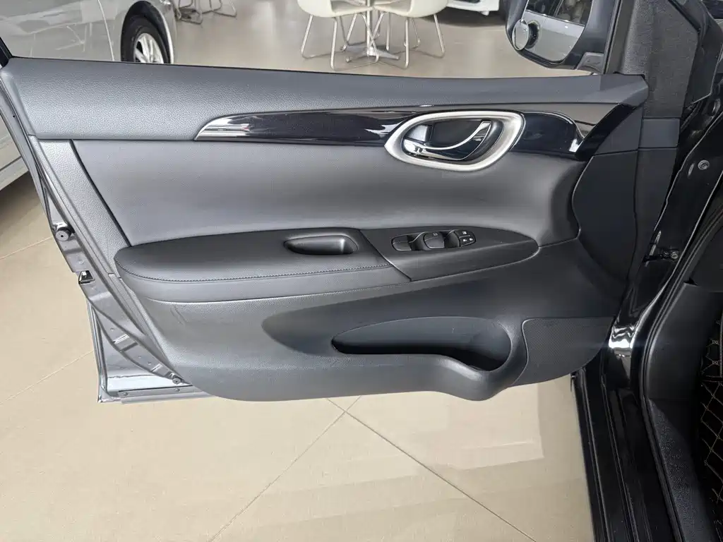 Nissan Sylphy — миниатюра 5