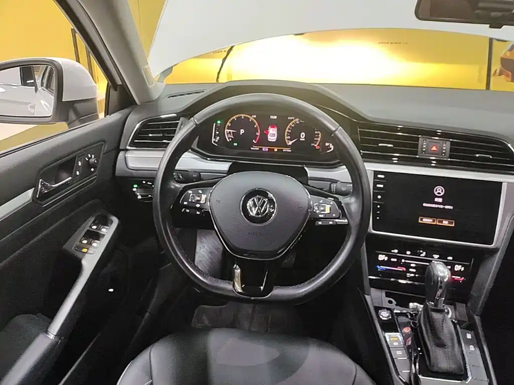 Volkswagen Lamando — миниатюра 11
