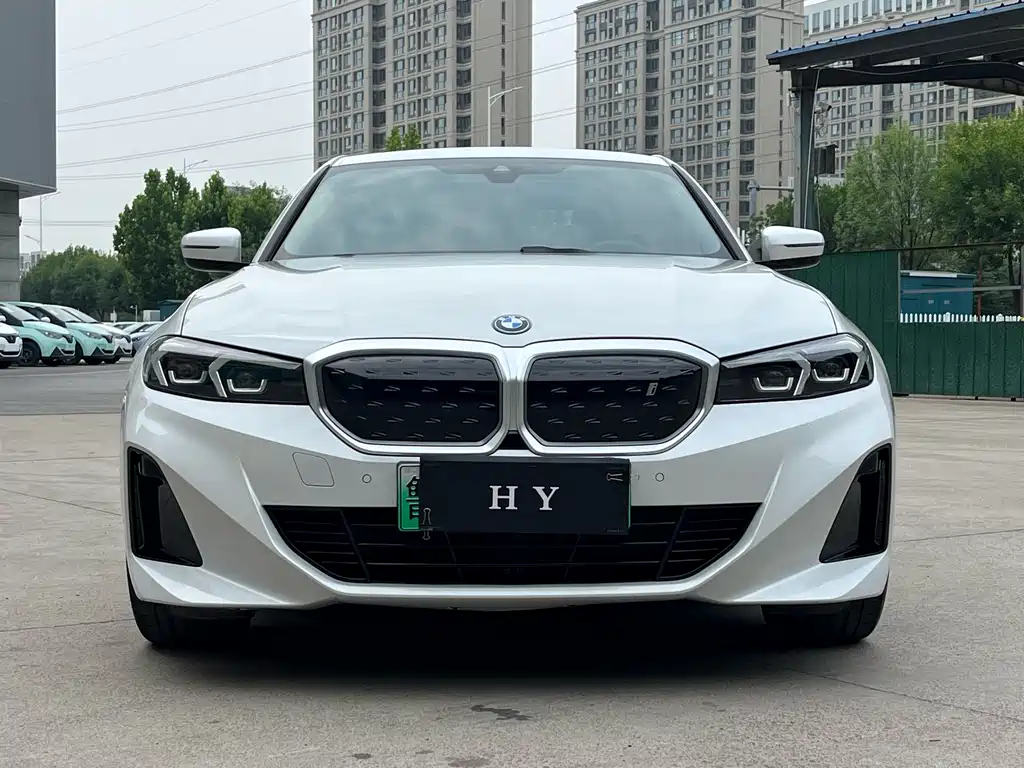 BMW i3 2024 eDrive 35 L