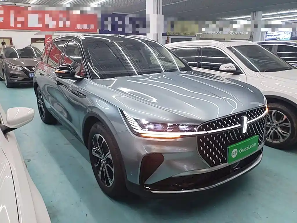 Lincoln Nautilus 2023 2.0T