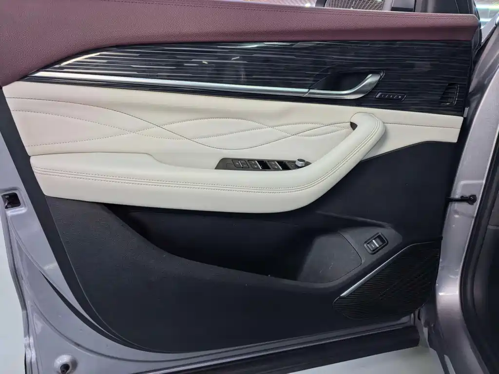Geely Xingyue L — миниатюра 14