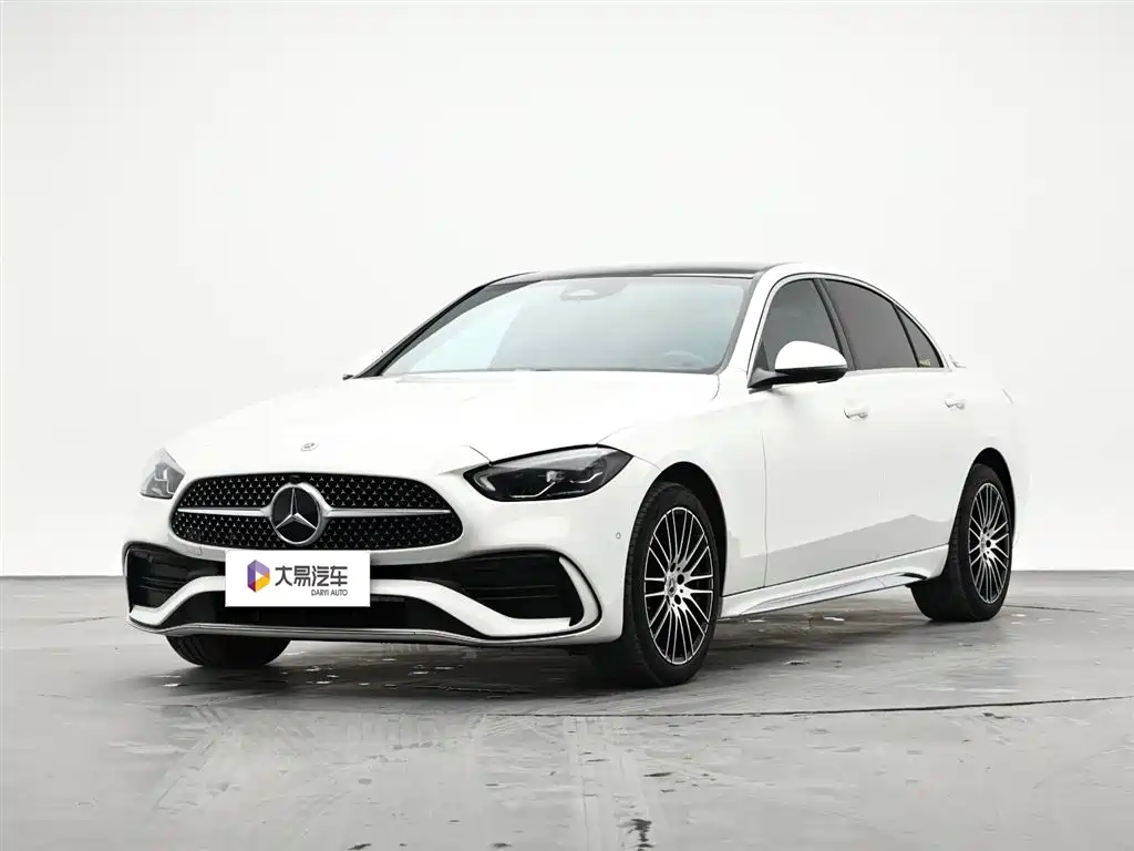 Mercedes-Benz C-Class 2024