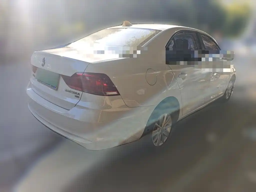 Volkswagen Santana — миниатюра 4