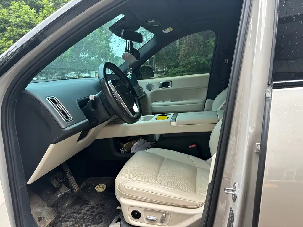 Li Auto L6 2024 Pro