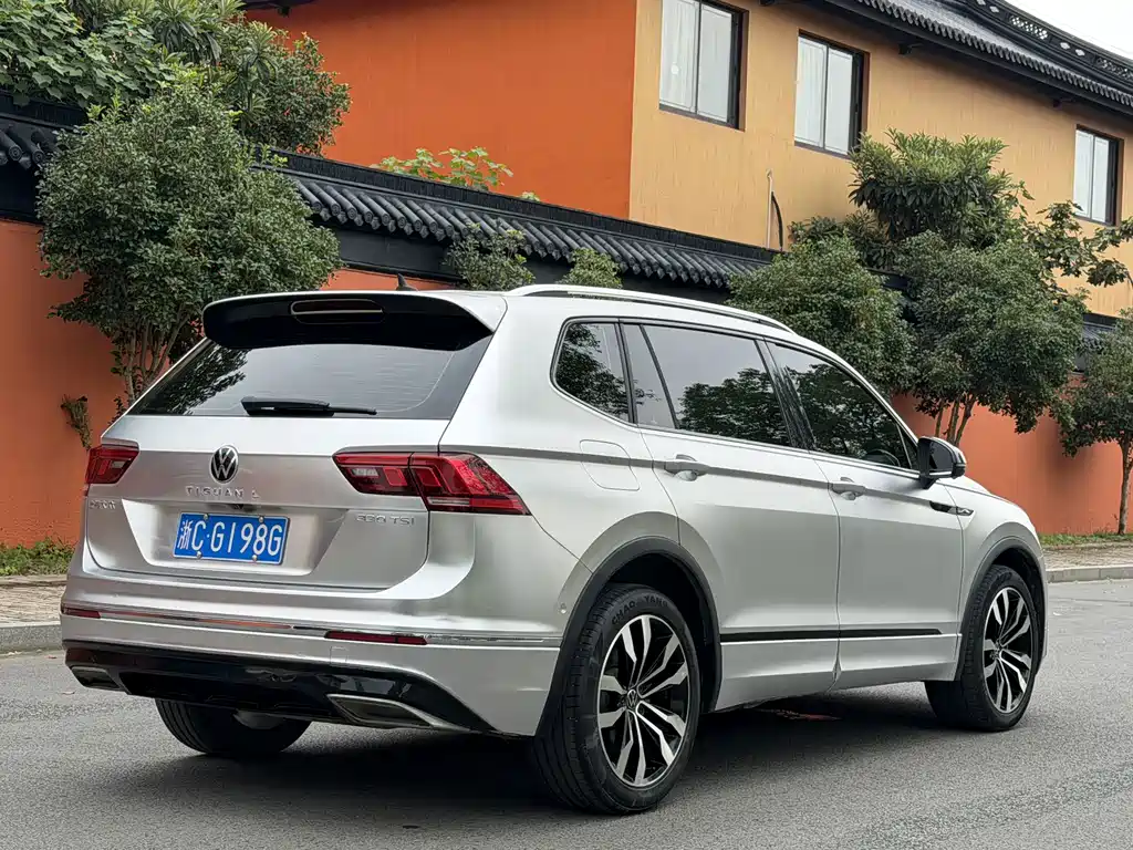 Volkswagen Tiguan L — миниатюра 9