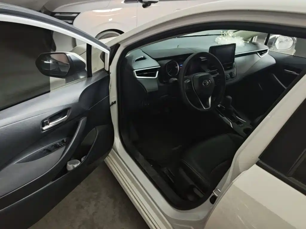 Toyota Corolla — миниатюра 12