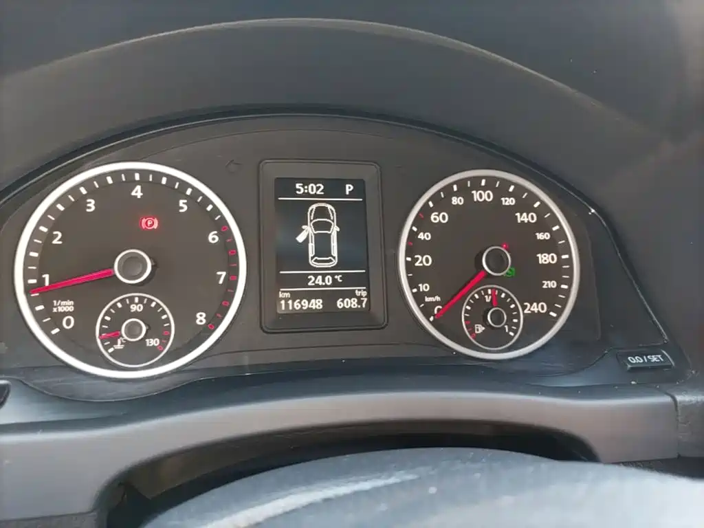 Volkswagen Tiguan — миниатюра 12