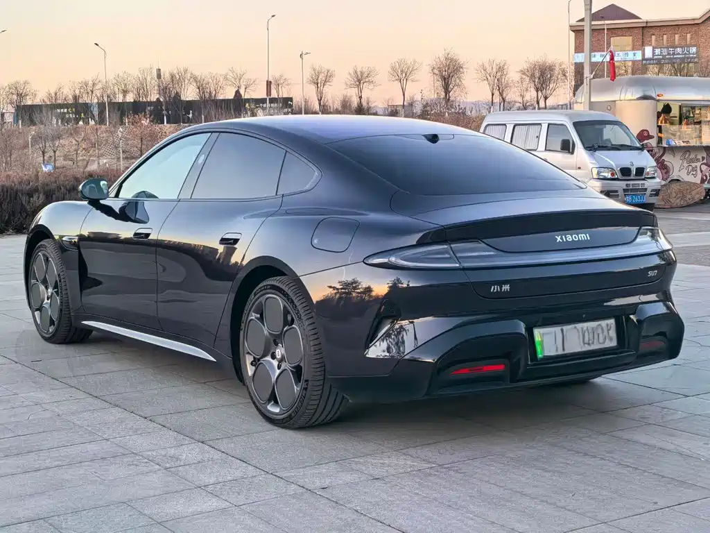 XIAOMI CAR XIAOMI SU7