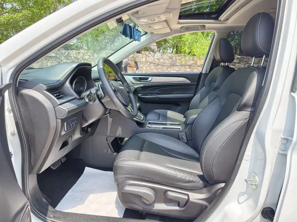 Haval M6 2023 PLUS 1.5T DCT Luxury