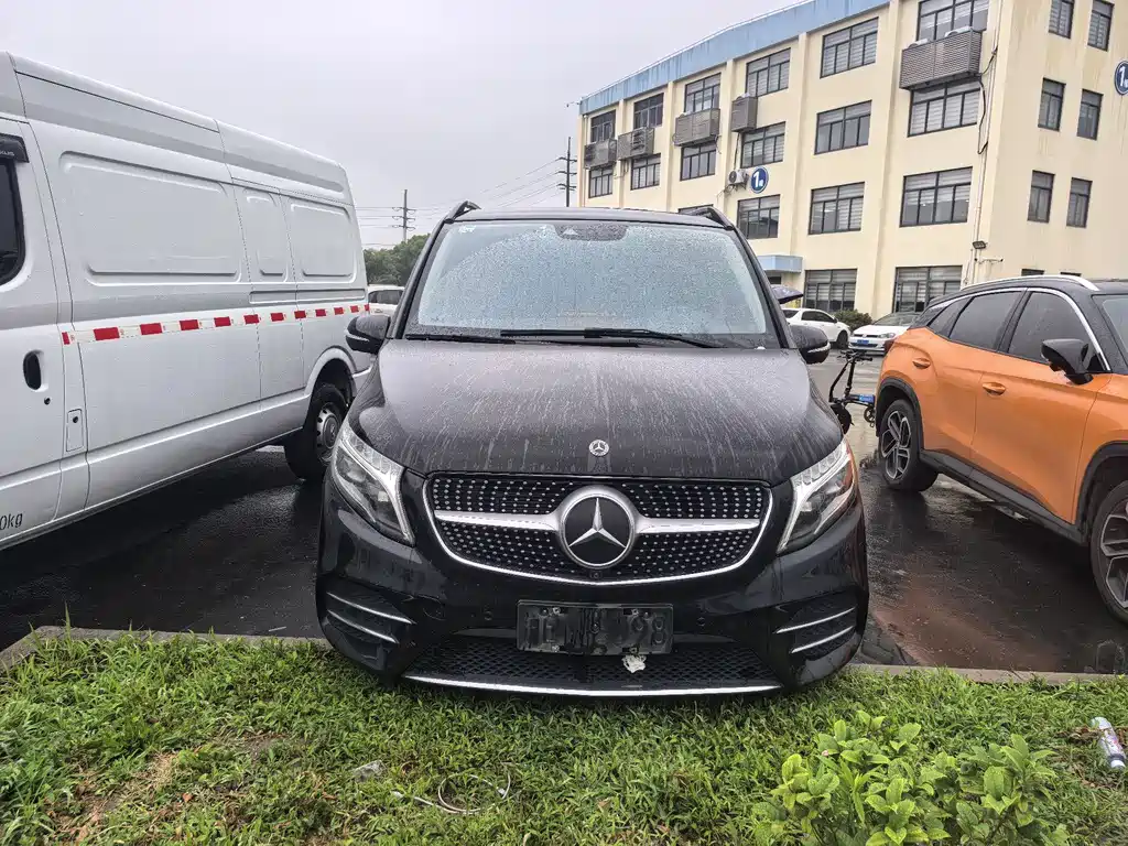 Mercedes-Benz V-Class V 2022 V 260 L Luxury