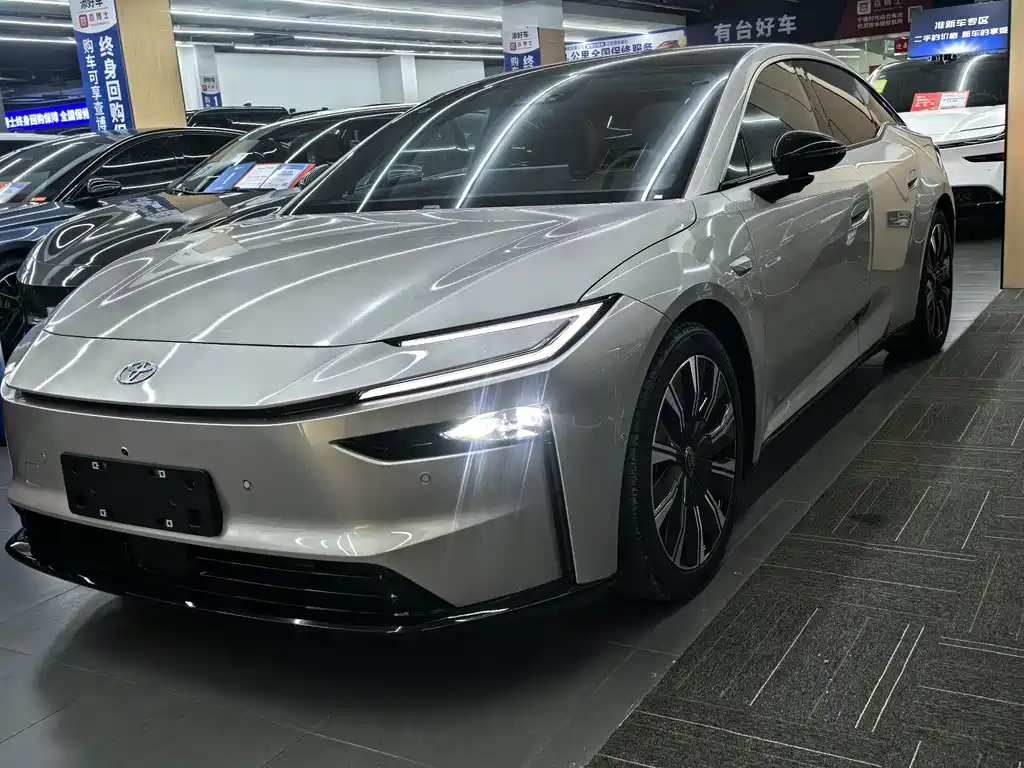 Toyota 铂智7 2026