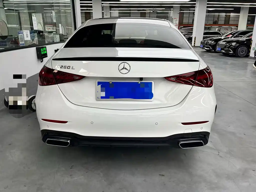 Mercedes-Benz C-Class — миниатюра 15