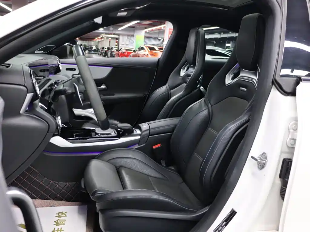 Mercedes-Benz CLA AMG — миниатюра 10