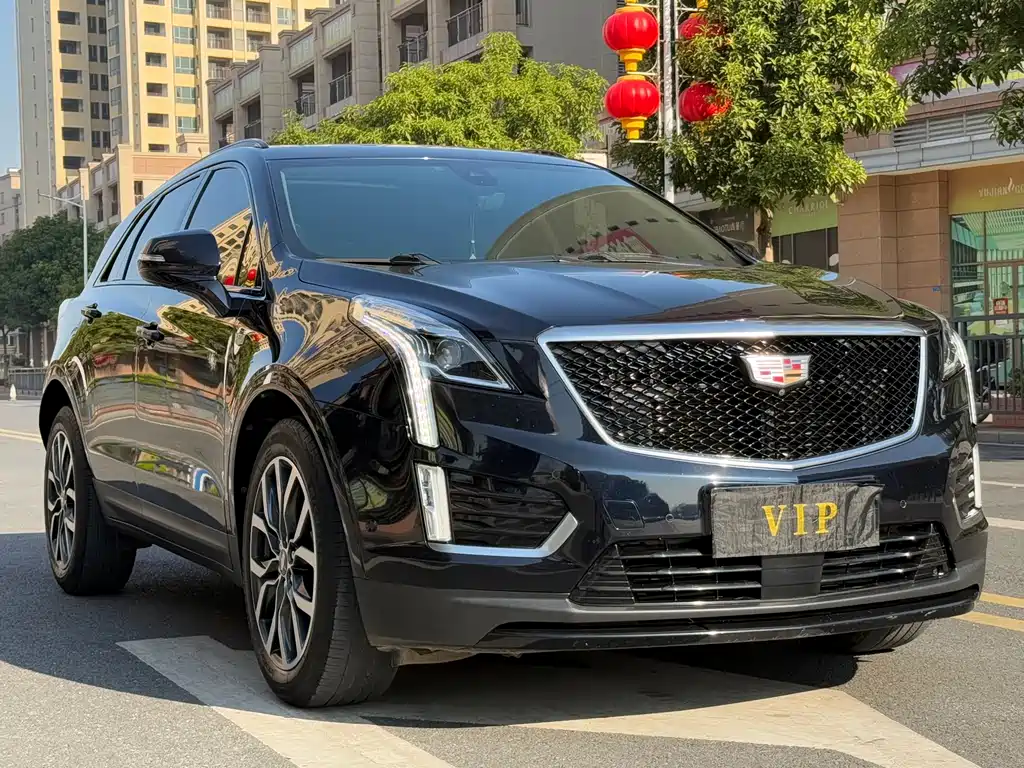 CADILLAC XT5