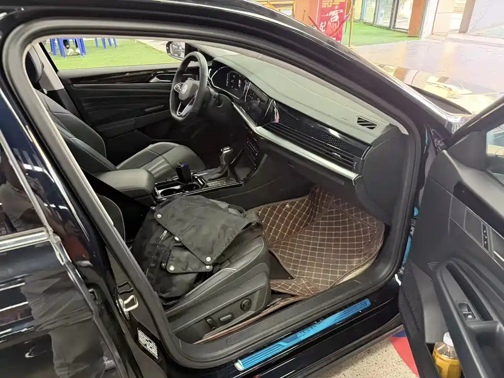 Volkswagen Passat 2024 330TSI Elite