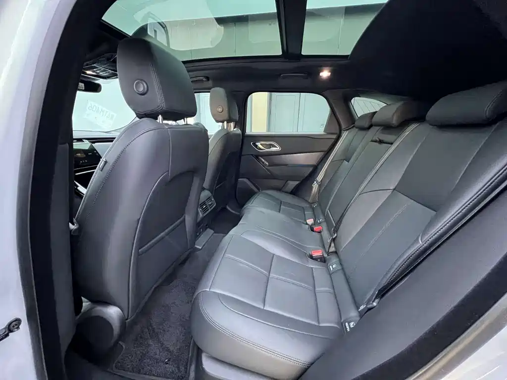 Land Rover Range Rover Velar 2026 250PS Dynamic SE