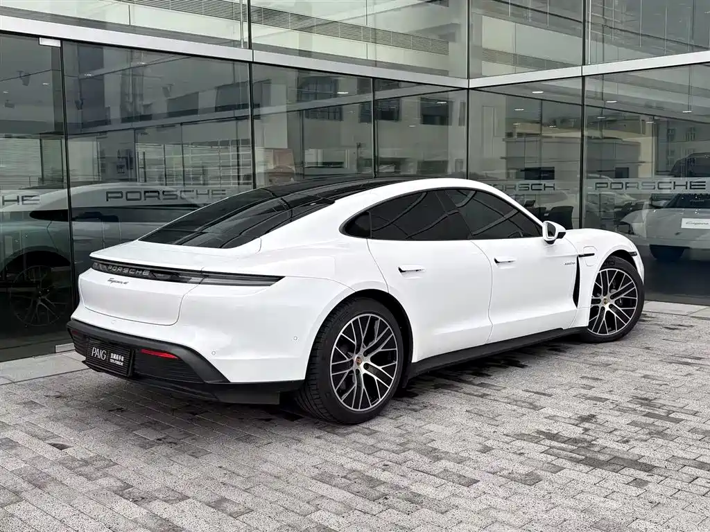 Porsche Taycan 2024 Taycan 4