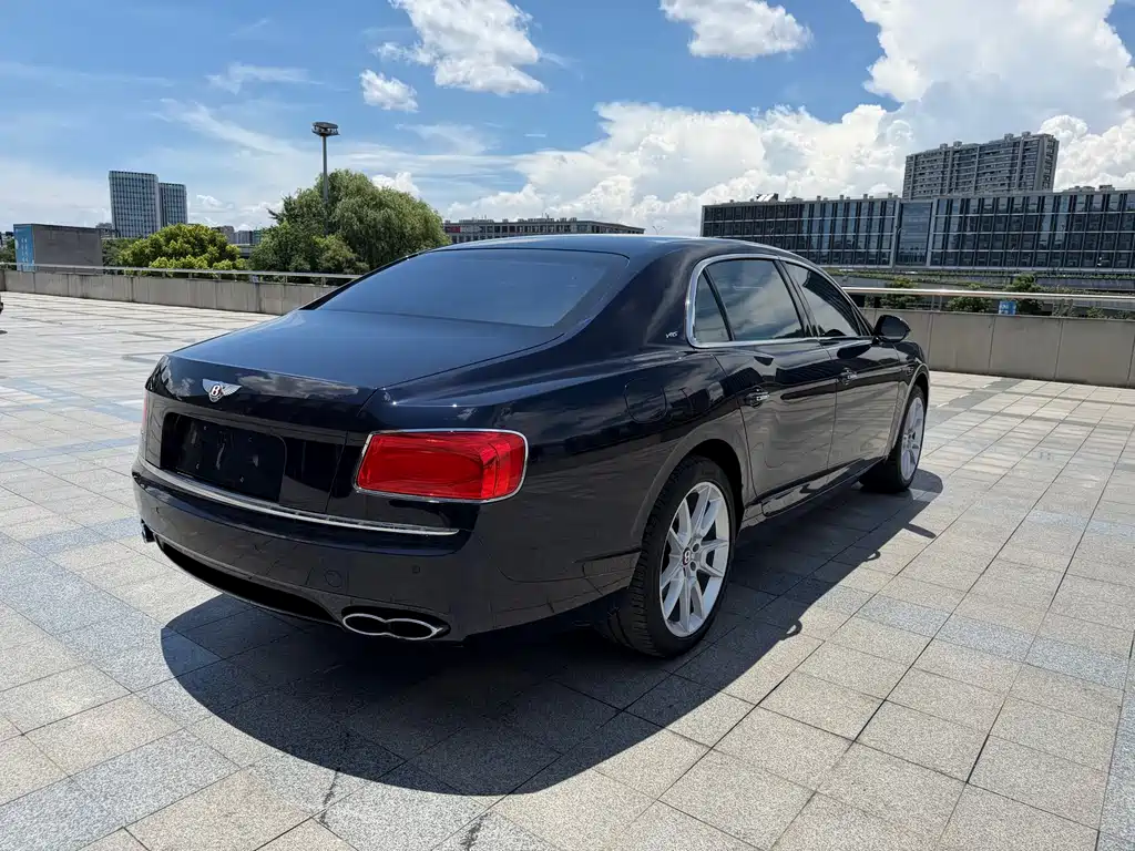 Bentley Flying Spur 2017 4.0T V8 S Standard
