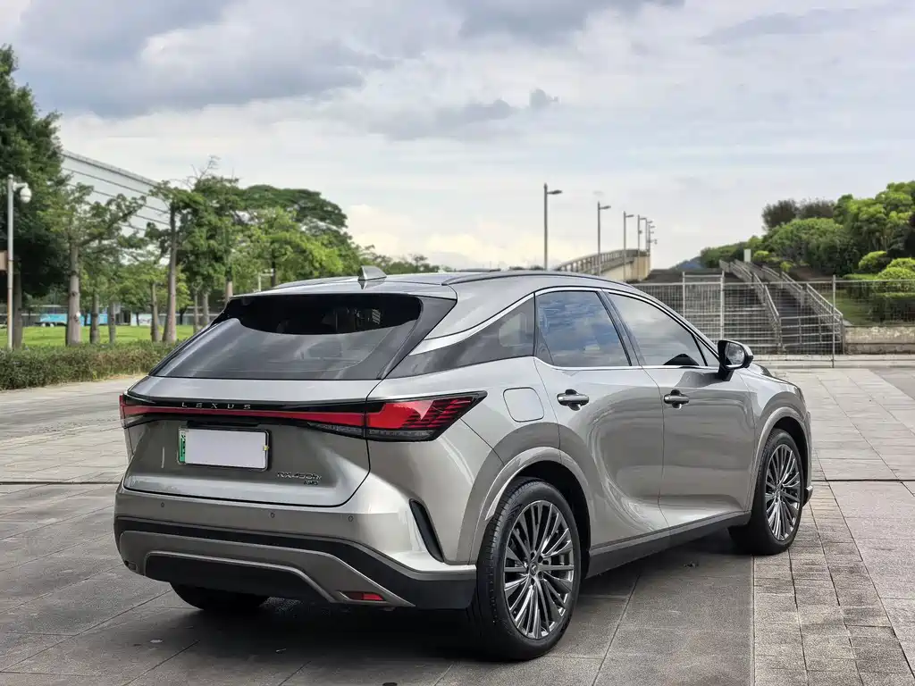 Lexus RX New Energy — миниатюра 5