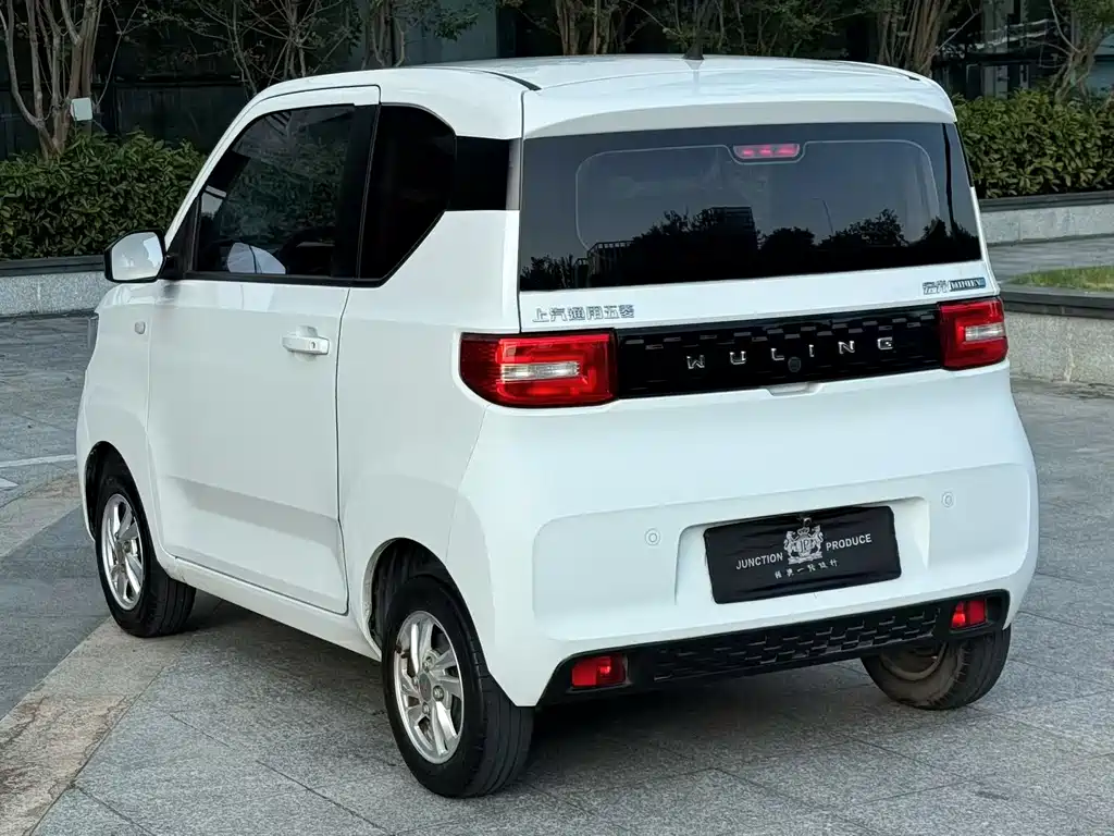 Wuling MINIEV — миниатюра 4