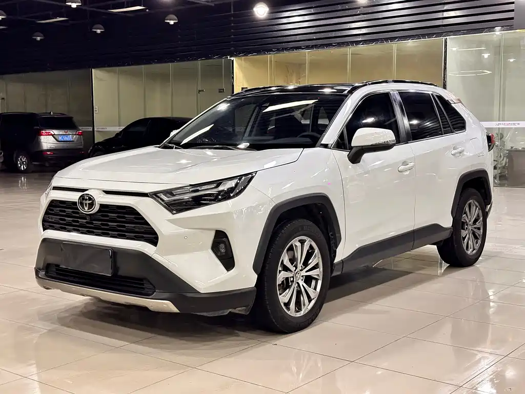 Toyota RAV4 2024