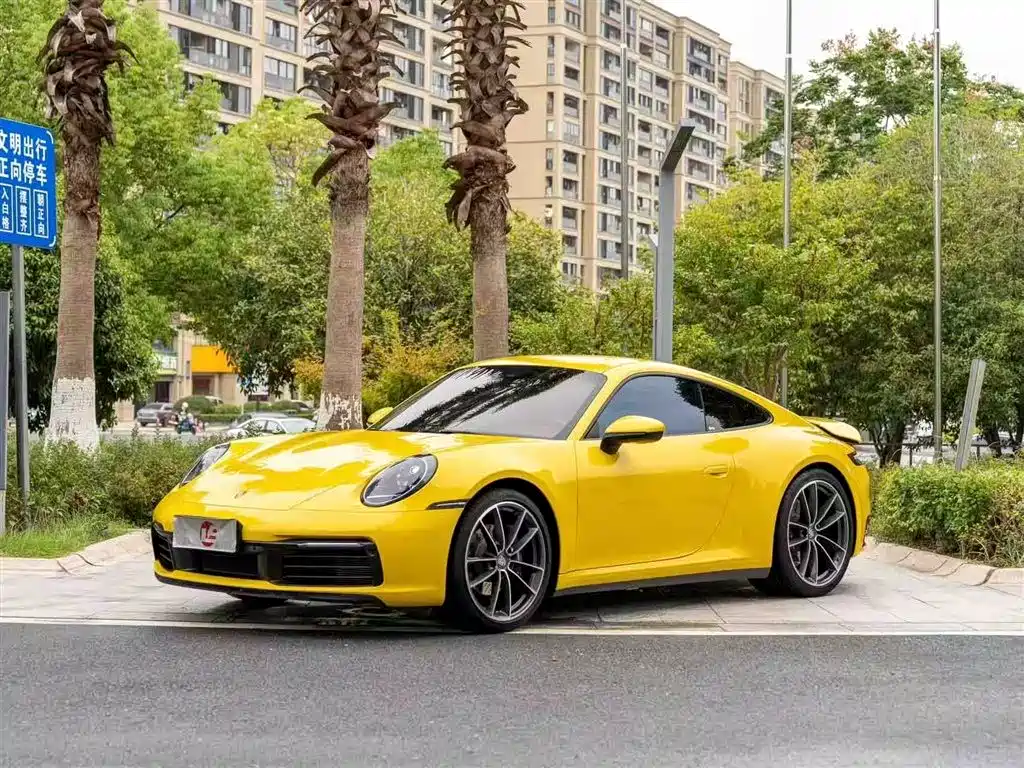 Porsche 911 2021