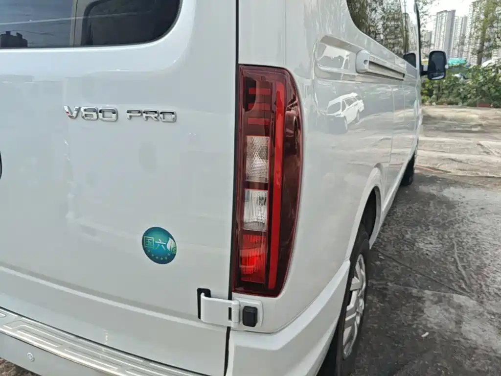 MAXUS V80 — миниатюра 8