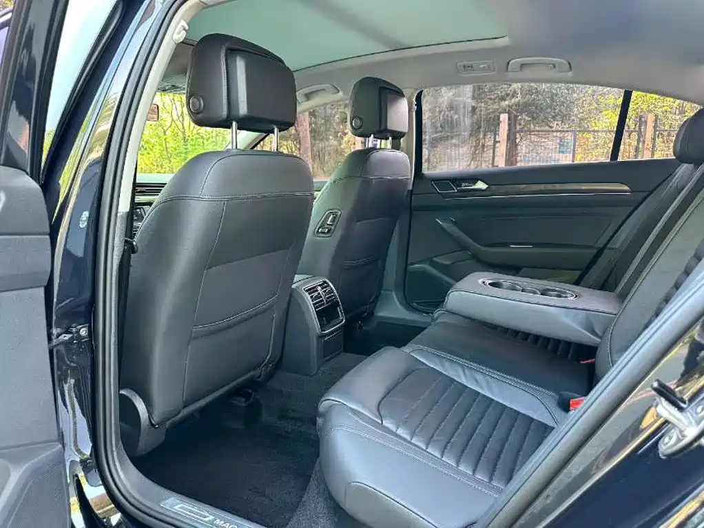 Volkswagen Magotan — миниатюра 6