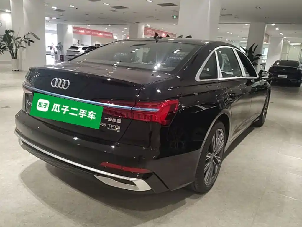 Audi A6L 2026 45 TFSI quattro