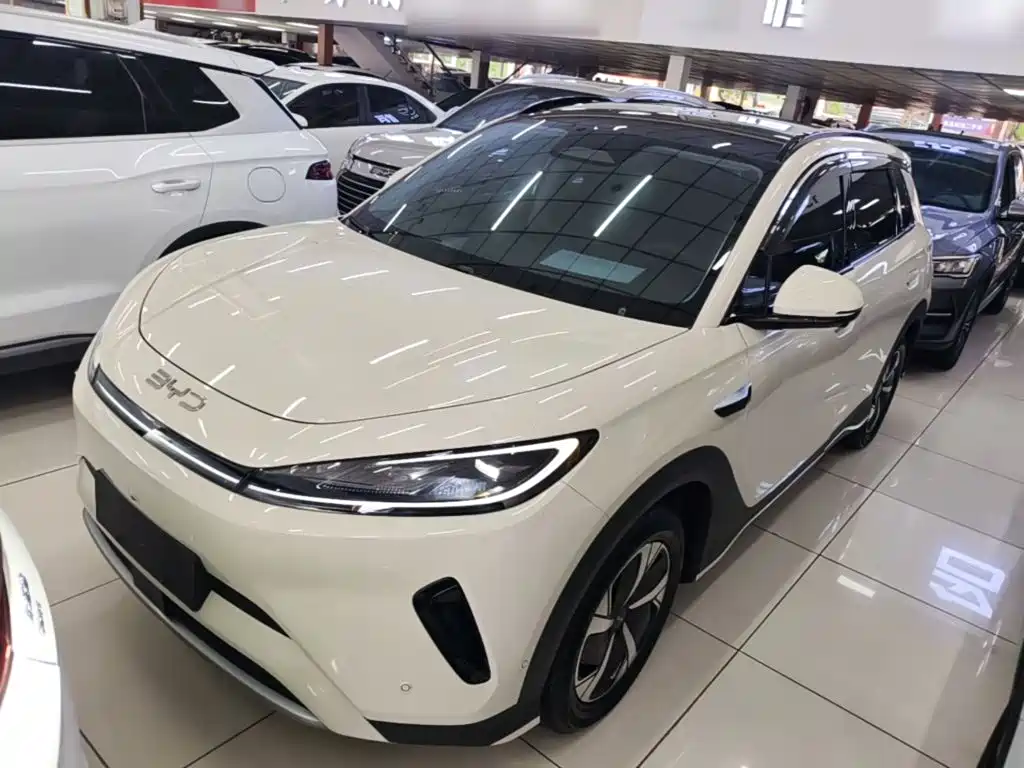 BYD Sealion 05 EV — миниатюра 2