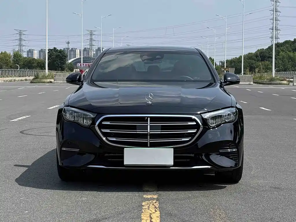 Mercedes-Benz E-Class E 2024 E 300 L Luxury