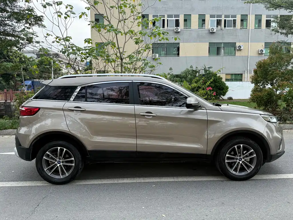Ford Territory — миниатюра 10