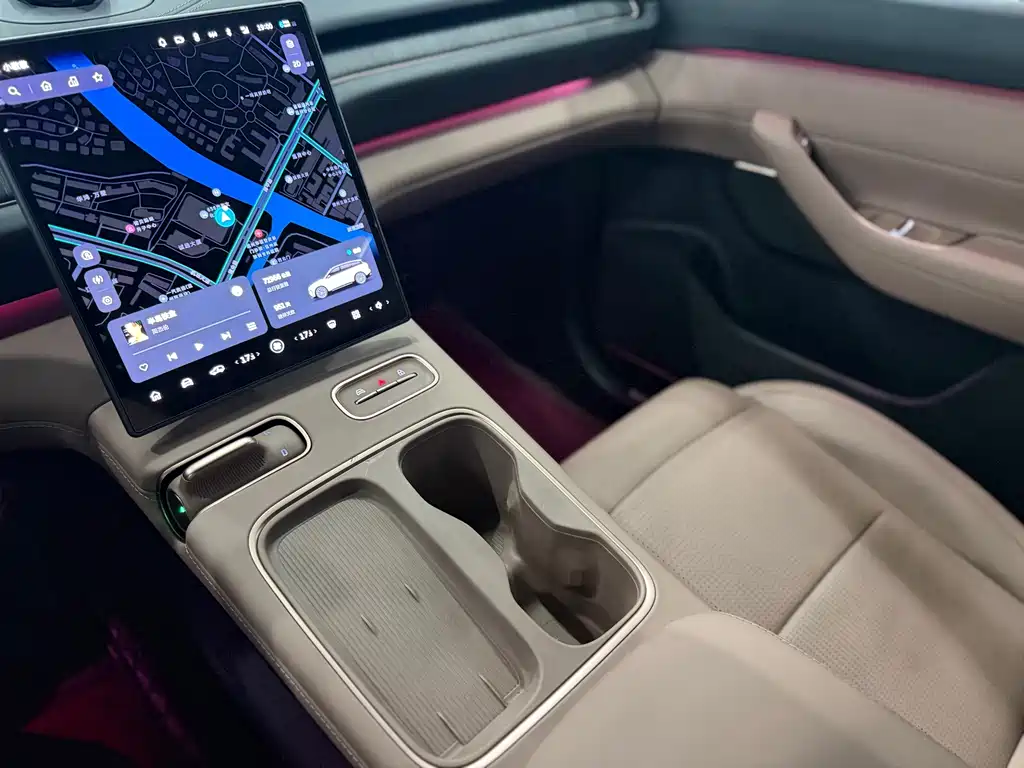 NIO ES6 — миниатюра 15