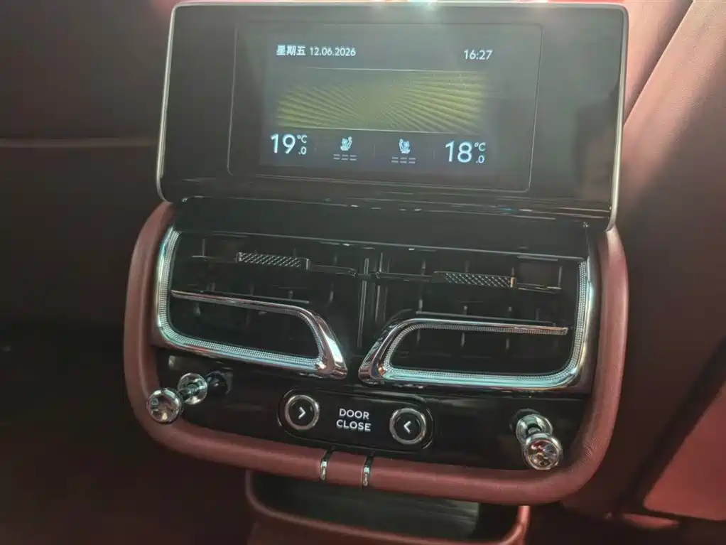 Bentley Bentayga 2023 4.0T V8