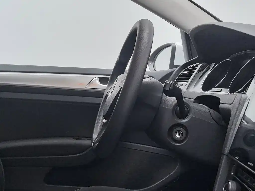 Volkswagen Golf — миниатюра 22