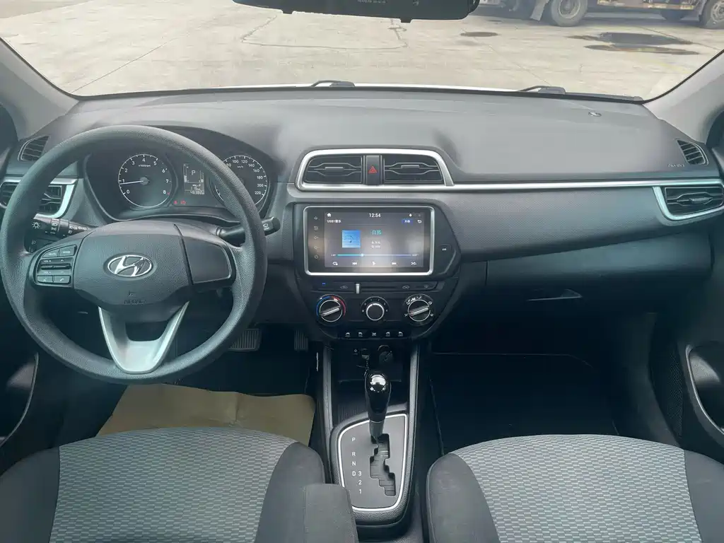 Hyundai Verna 1.4L Auto Leap Enjoy Connected Edition China V, фото 7