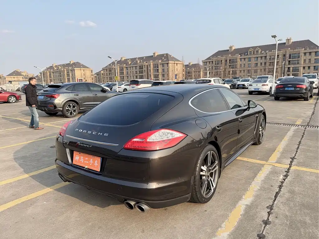 Porsche Panamera — миниатюра 6