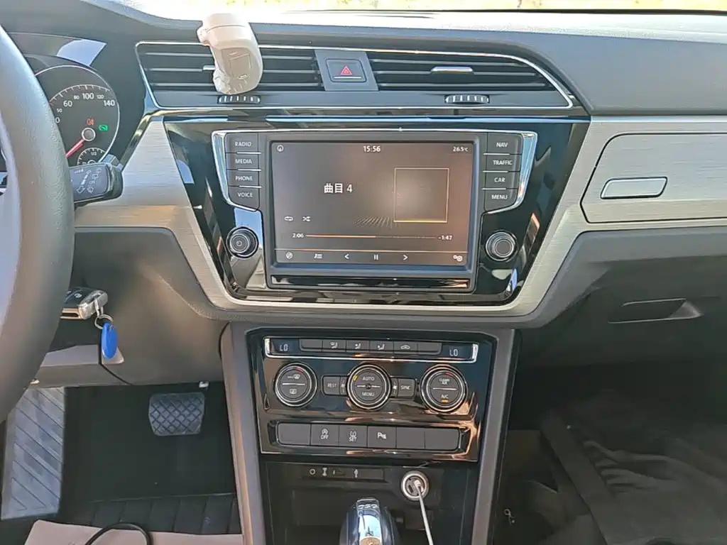 Volkswagen Touran — миниатюра 13