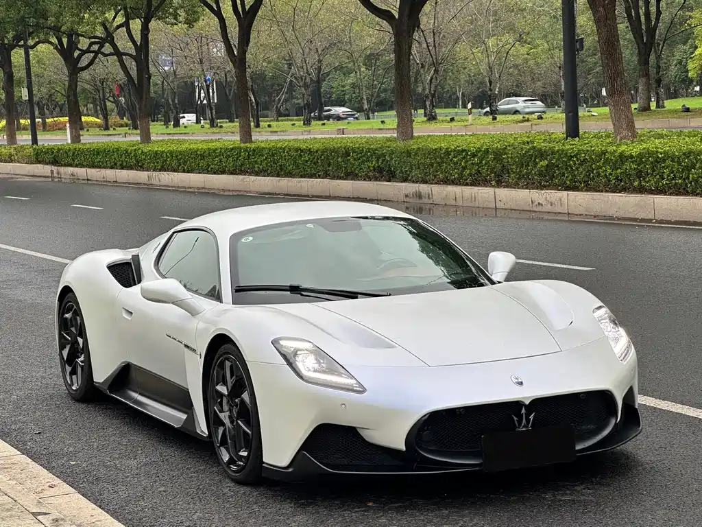 Maserati MC20 — миниатюра 2