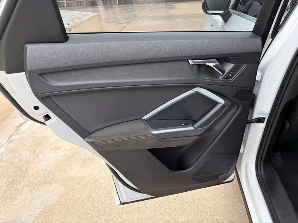 Audi Q3 Sportback — миниатюра 17