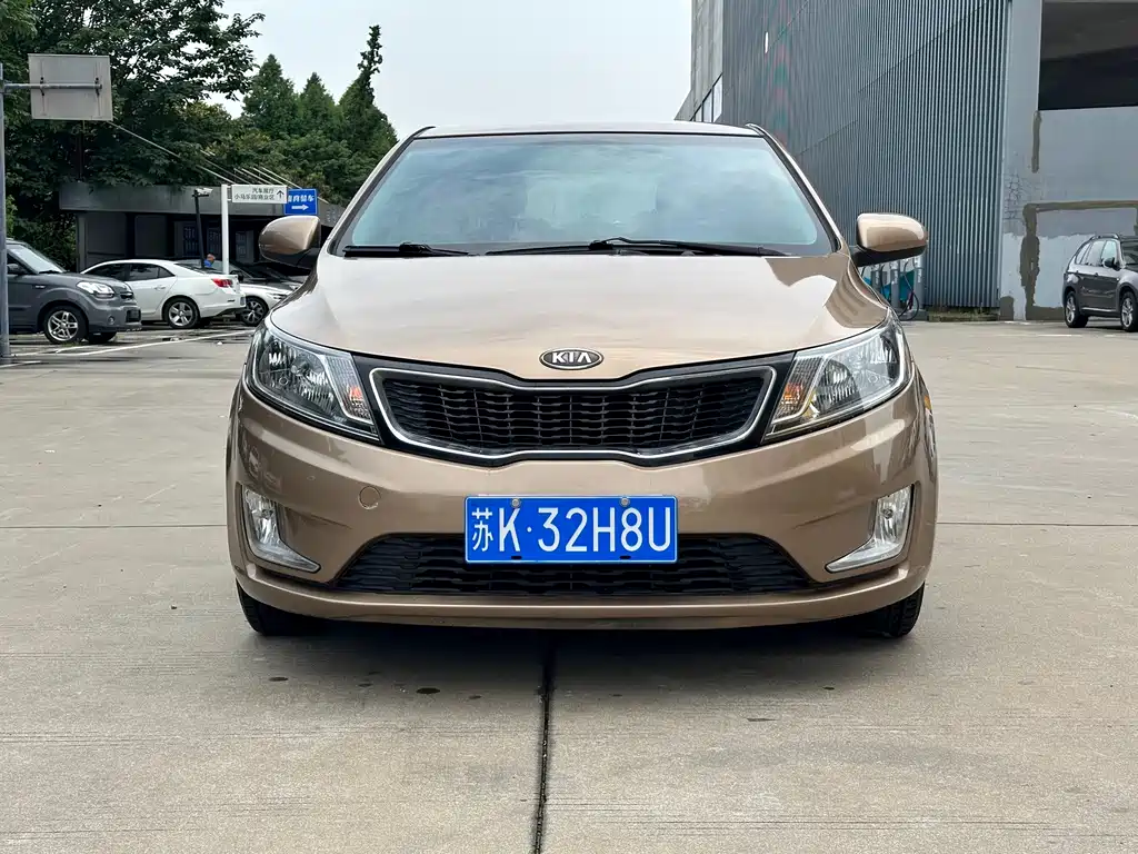 Kia K2 2011 1.4L AT GLS