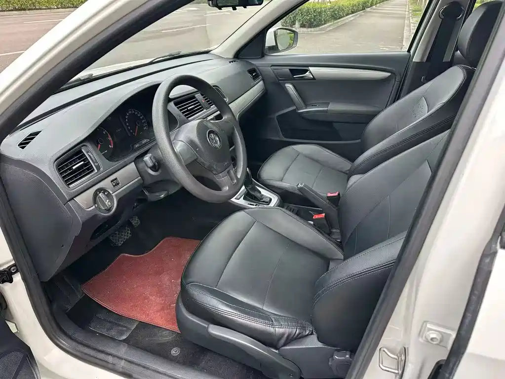 Volkswagen Lavida — миниатюра 7