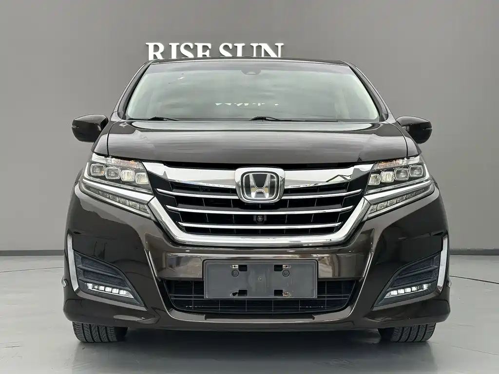 Honda Elysion — миниатюра 2