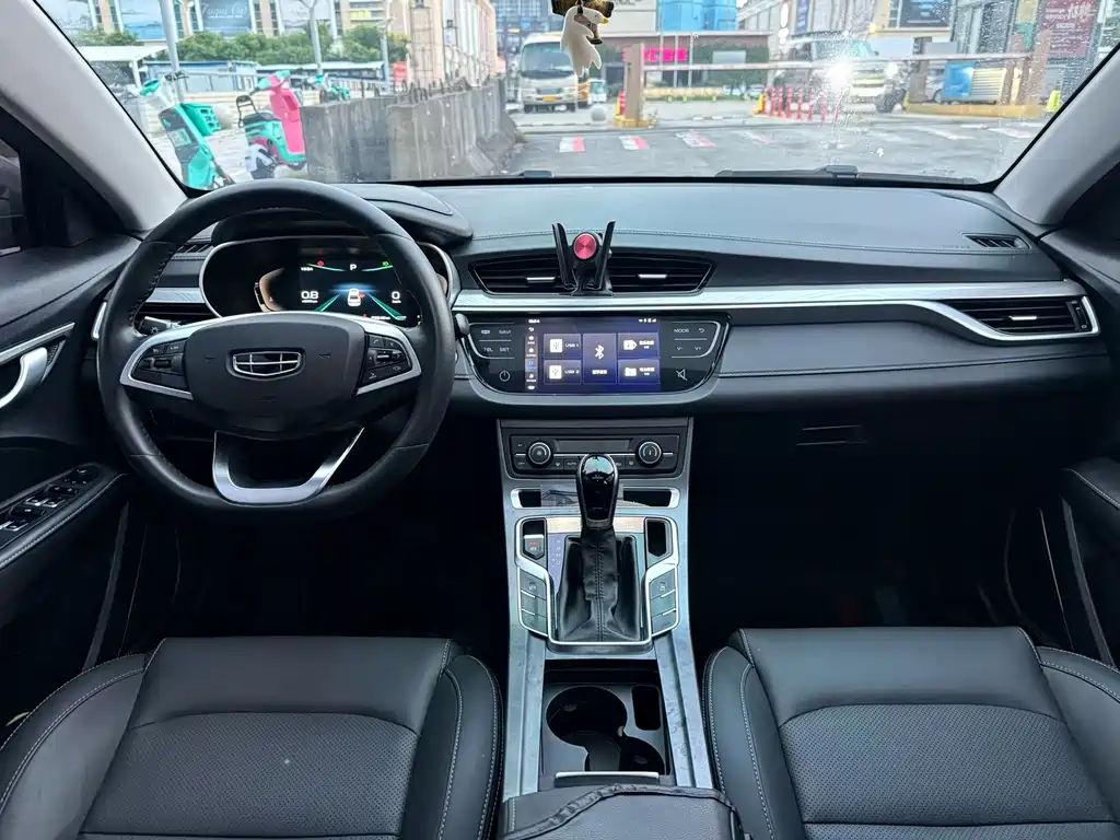 Geely Emgrand — миниатюра 4